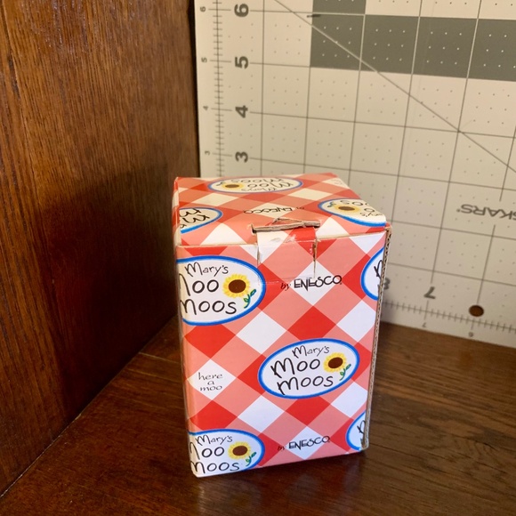 Mary's  Moo Moos September  " Making The Grade " Figurine  #257540 w/ Org Box - Picture 2 of 9